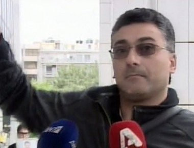 Ατάραχος και αμετανόητος o συγγενής του Μ.Παπαγεωργίου - Τι είπε για το όπλο του! (βίντεο)